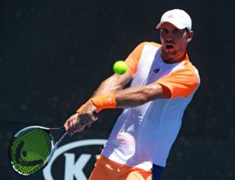 Mischa Zverev gewinnt Marathonmatch gegen Aufschlagriesen Isner