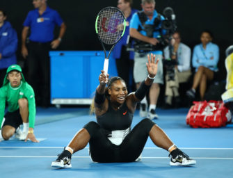 Serena Williams gewinnt Australian Open und verdrängt Graf