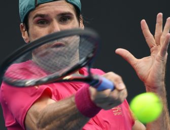 Turnierdirektor Tommy Haas gewinnt Schaukampf