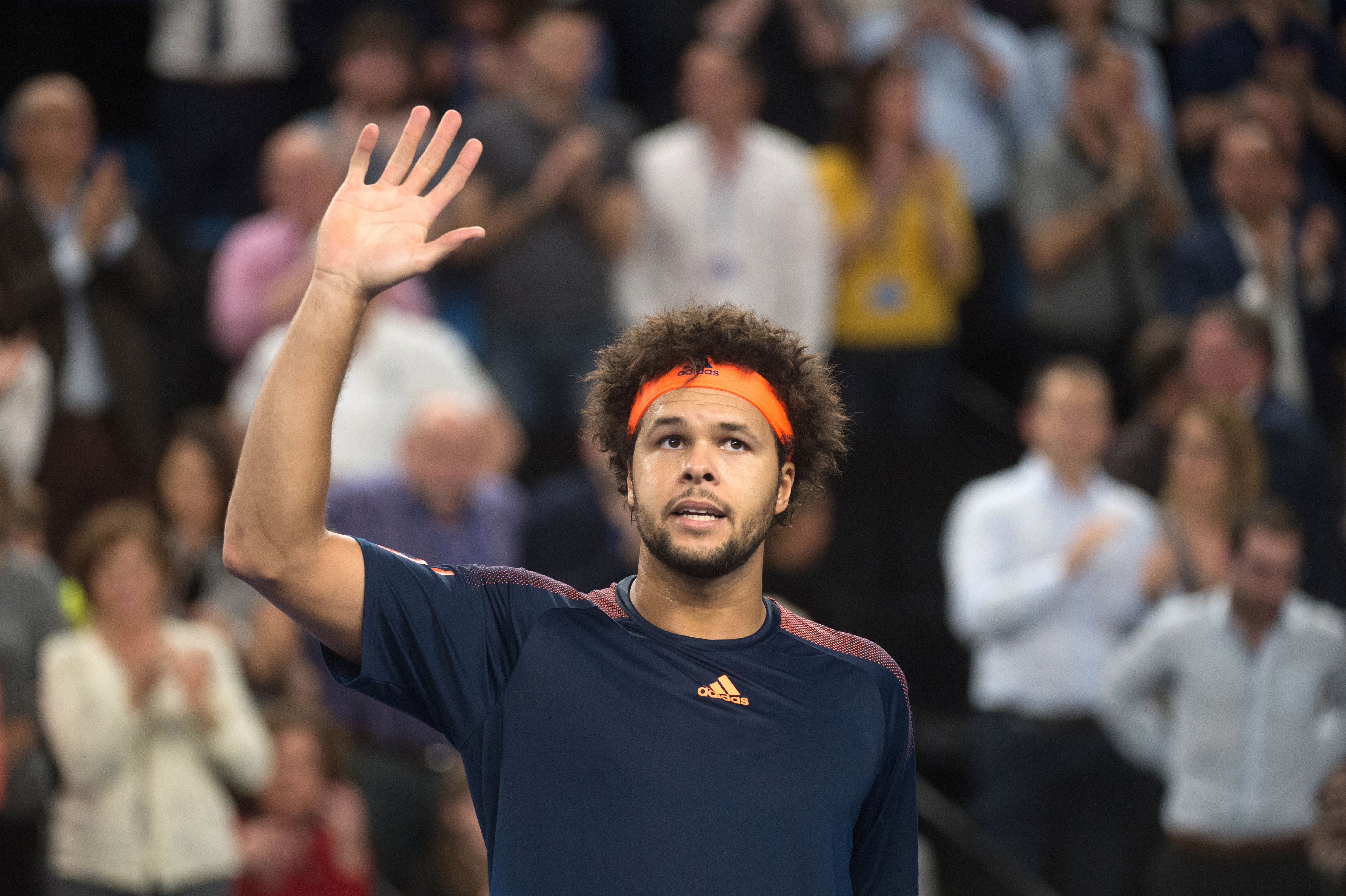 France's Jo-Wilfried Tsonga celebrates during his ATP Marseille Open 13 semi-final tennis match against Australia's Nick Kyrgios in Marseille, southern France, on February 25, 2017. / AFP / BERTRAND LANGLOIS (Photo credit should read BERTRAND LANGLOIS/AFP/Getty Images)