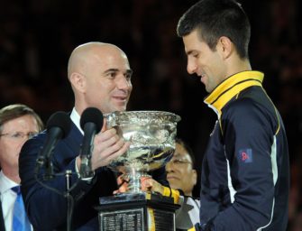 Djokovic und Agassi: Kompetente Hilfe für einen Suchenden