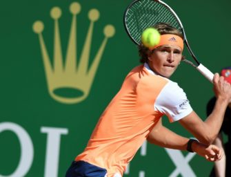 Zverev nach Zitterpartie gegen Struff im Halbfinale