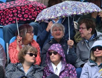 Eastbourne: Regen hält Kerber und Zverev auf