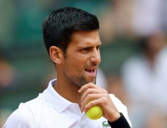 Fünfsatz-Sieg in Paris: Titelverteidiger Djokovic verhindert Drittrunden-Aus