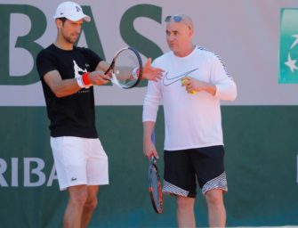 Ohne Gehalt: Agassi bleibt „der Mann“ im Djokovic-Team