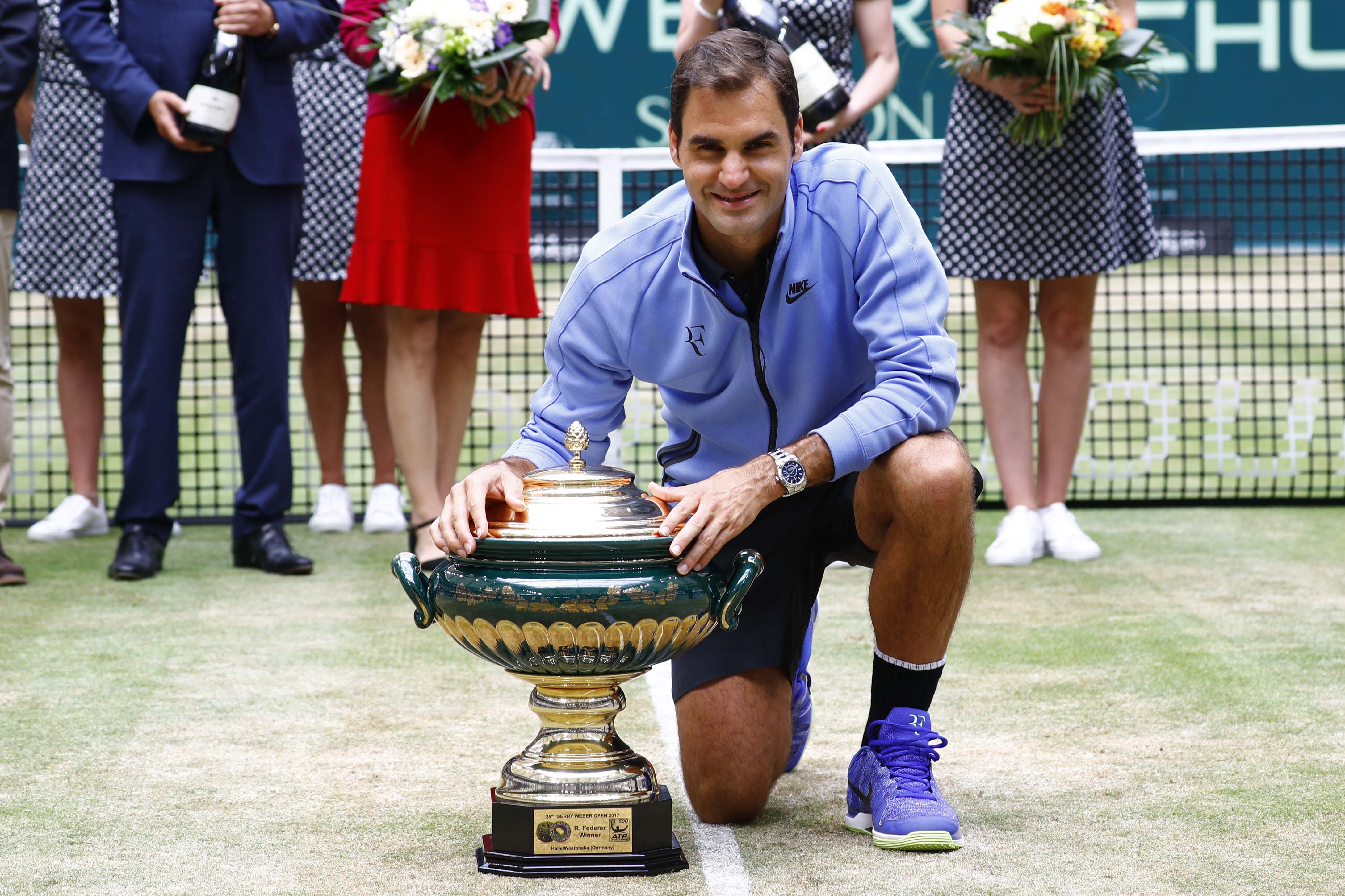 Roger Federer verzichtete auf die Sandplatzsaison und konzentrierte sich stattdessen auf Rasen. In Halle sicherte der Schweizer sich seinen neunten Titel.