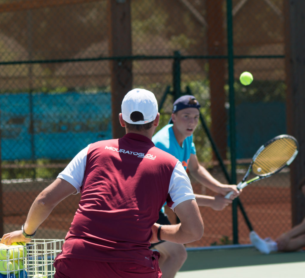 Camps in der Mouratoglou-Akademie bei Nizza