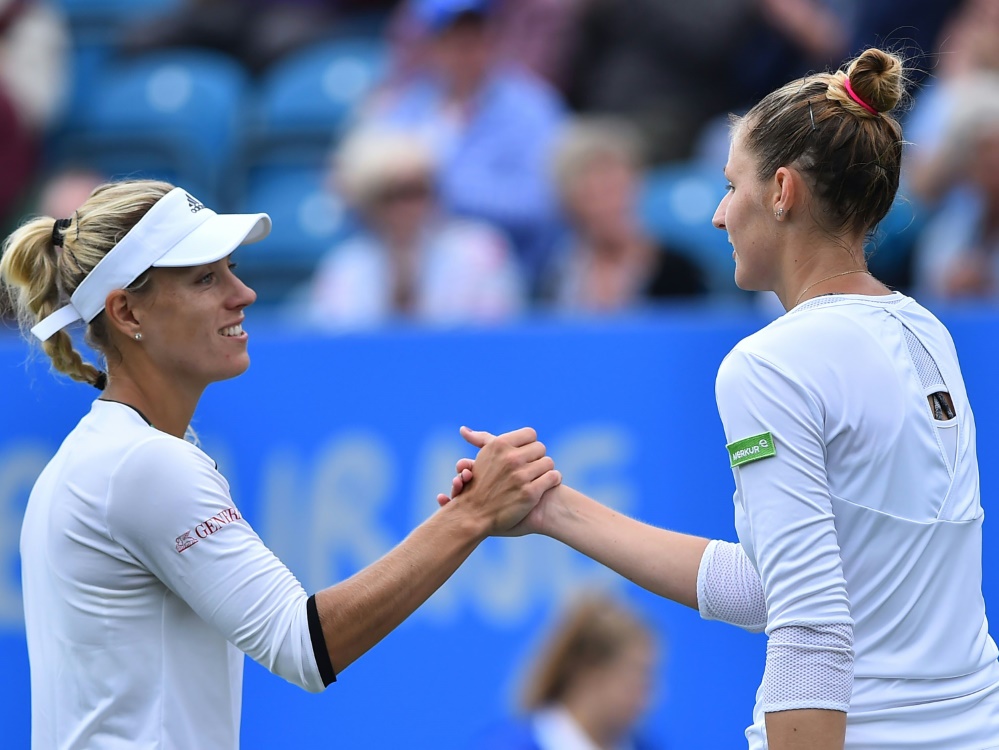Angelique Kerber (l.) gewinnt gegen Kristyna Pliskova