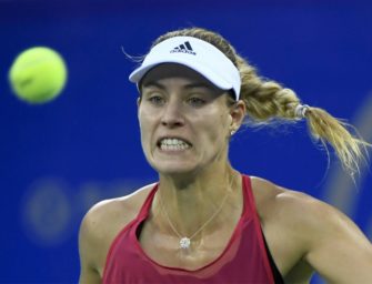 Peking: Kerber erneut mit Auftaktsieg über Osaka