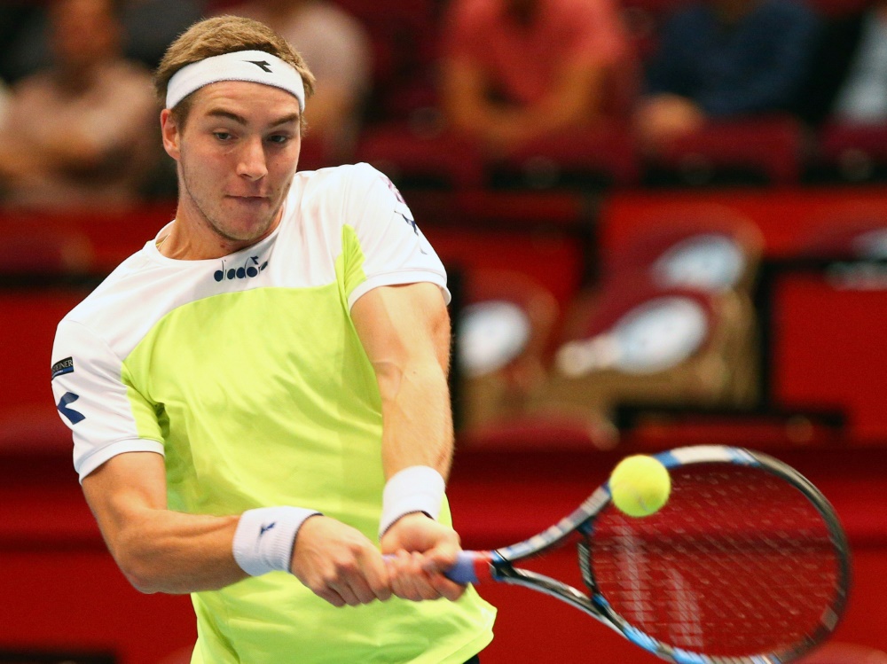 Jan-Lennard Struff unterliegt Borna Coric in zwei Sätzen