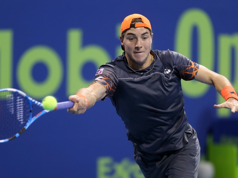 Jan-Lennard Struff zieht in Dubai ins Achtelfinale ein