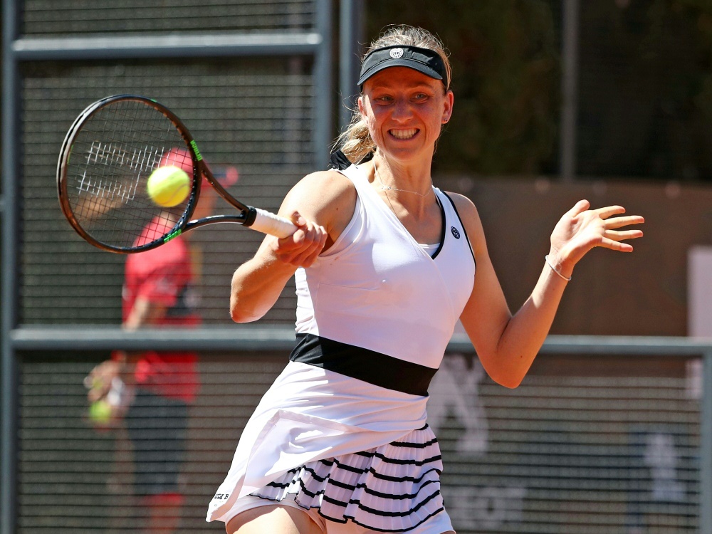 Mona Barthel unterlag Christina McHale in drei Sätzen
