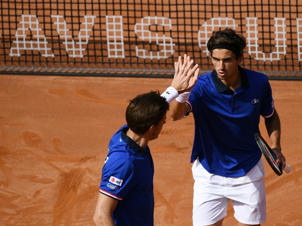 Frankreich nimmt im Davis Cup Kurs aufs Halbfinale