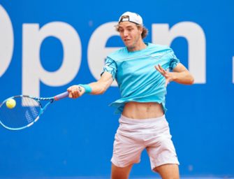 Struff folgt Zverev in Runde zwei der French Open