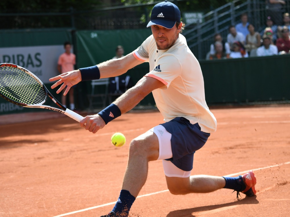 Mischa Zverev folgt seinem Bruder in Runde drei