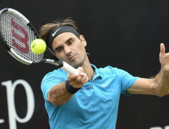Federer mit lockerem Auftaktsieg in Halle