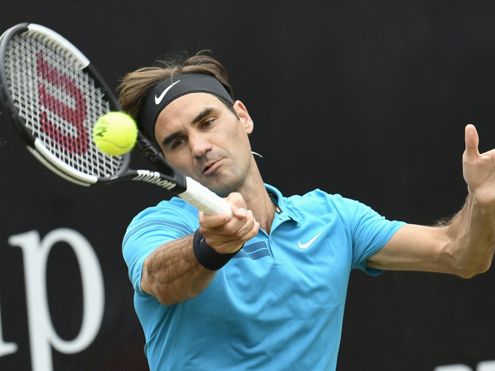 Federer gewann zum Turnierstart in Halle gegen Bedene