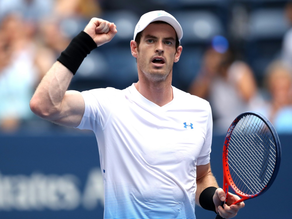 Andy Murray zieht in die zweite Runde ein