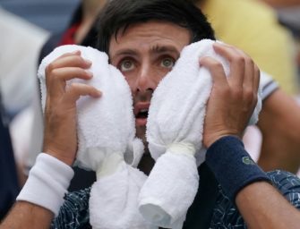 US Open: Wimbledonsieger Djokovic mit leichten Problemen weiter