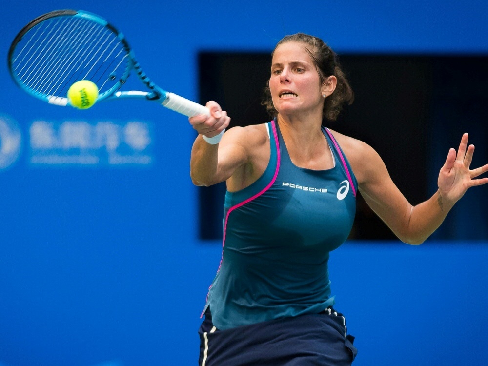 Julia Görges steht in Peking in der zweiten Runde