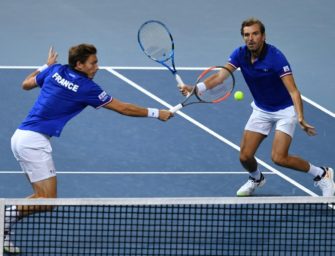 Davis Cup: Titelverteidiger Frankreich erster Finalist