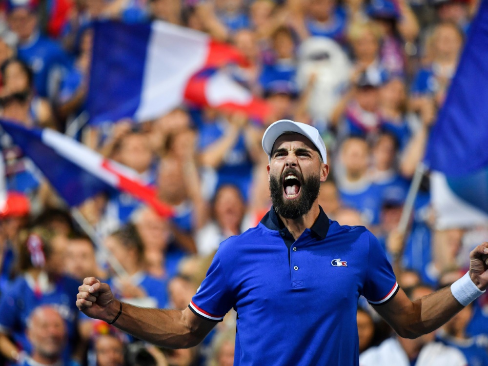 Benoit Paire gewinnt sein Einzel gegen Carreno Busta