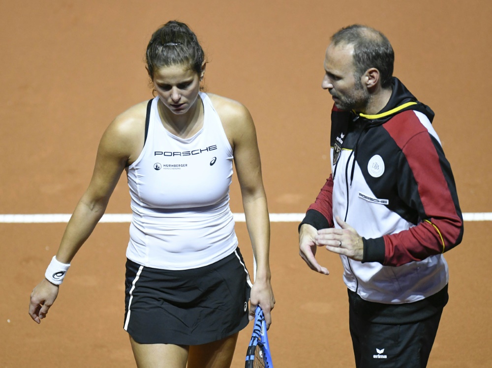 Görges (l.) verzichtet auf einen Einsatz im Fed Cup