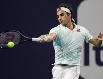 Miami: Federer nach Sieg über Shapovalov im Finale gegen Isner