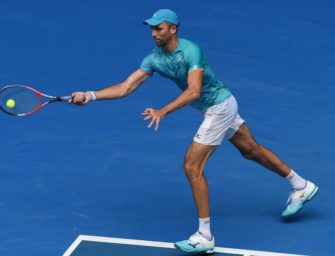 Auf den Spuren von Connors: Karlovic feiert Sieg mit 40