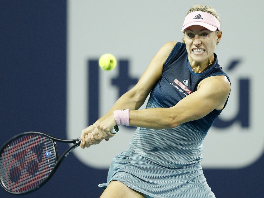 Kerber schlug Muchova in zwei Sätzen