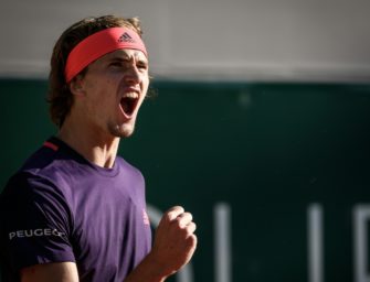 Zverev müht sich ins Halbfinale von Genf