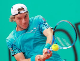 ATP-Turnier in Stuttgart: Struff schlägt Shapovalov erneut