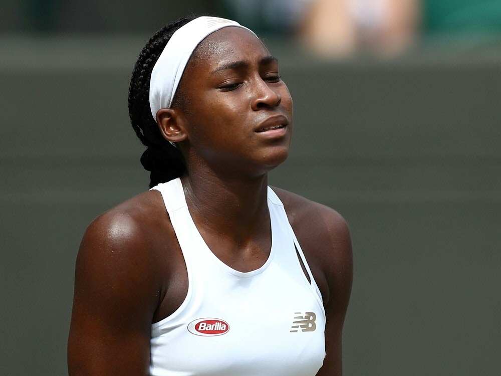 Cori Gauff unterliegt Sarina Dijas in zwei Sätzen