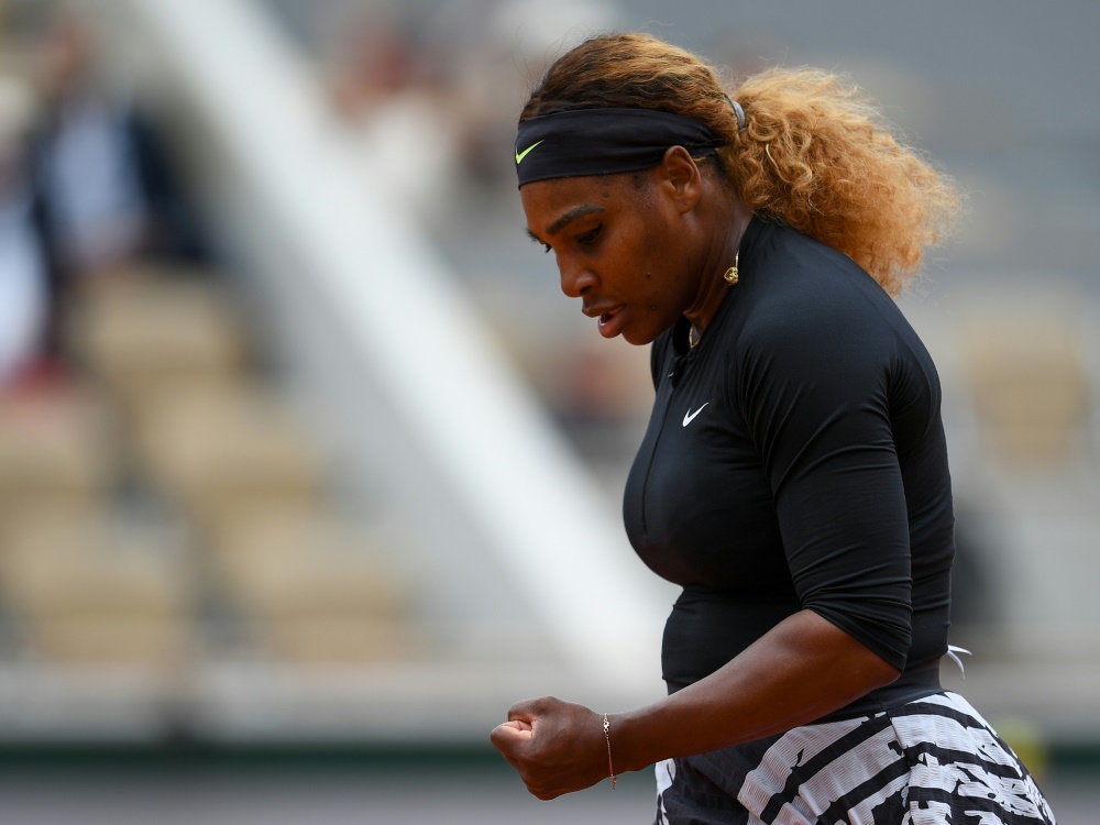 Nach Startproblemen: Serena Williams steht in Runde drei