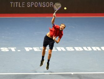 Tennis: Medwedew feiert Heimsieg in St. Petersburg