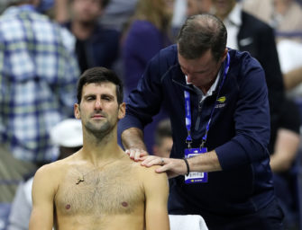 Djokovic: Saisonende nach Schulter-OP?