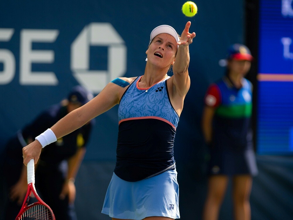 Tatjana Maria besiegt Rogers in drei Sätzen