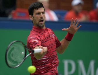 Shanghai: Titelverteidiger Djokovic scheitert im Viertelfinale an Tsitsipas