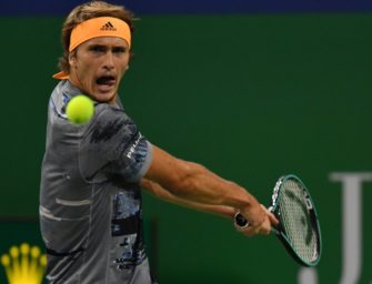 Niederlage gegen Medwedew: Zverev verpasst Titel in Shanghai deutlich