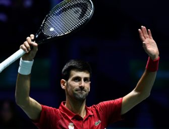 Davis Cup: Djokovic führt Serbien ins Viertelfinale