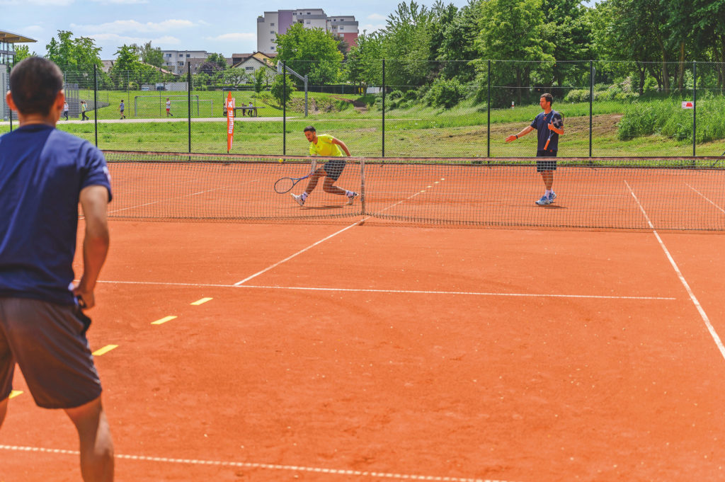 Besser Tennis spielen