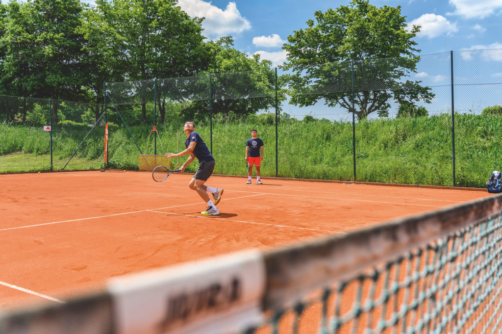 Besser Tennis spielen