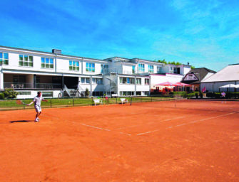 Hotelfuhrer Tennis Magazin