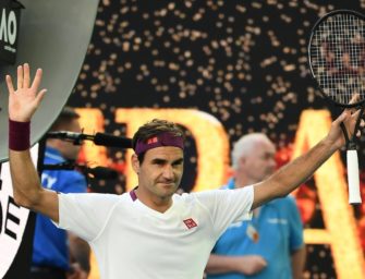 Sieben Matchbälle abgewehrt: Federer im Halbfinale