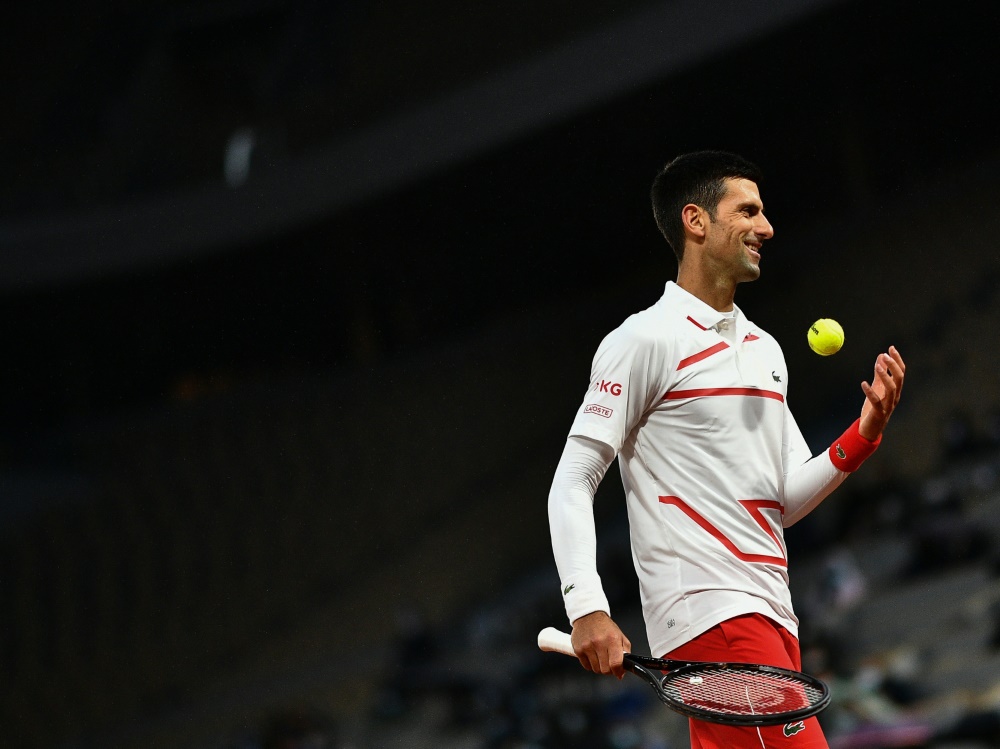 Novak Djokovic zieht souverän ins Achtelfinale ein
