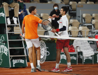 Carreno Busta ätzt über Djokovics Behandlungspausen: „Macht er immer, wenn es kompliziert wird“