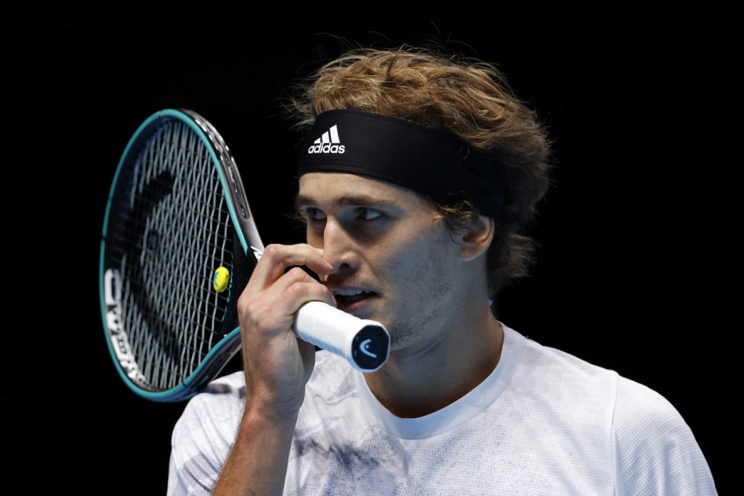 Niederlage gegen Medvedev: Zverev schon unter Druck in London - tennis