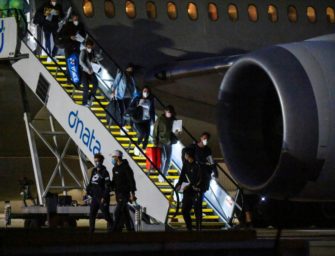 Coronafälle bei Charterflug – Rückschlag vor Australian Open