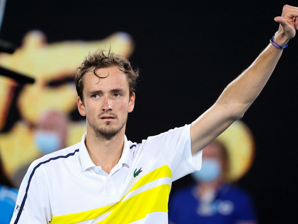 Daniil Medwedew stürmt in die Top 4