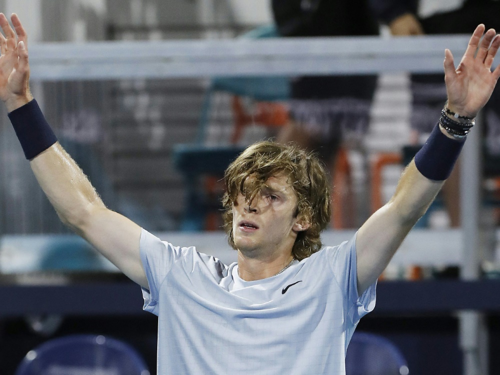 Rublew jublet über Sieg gegen Korda